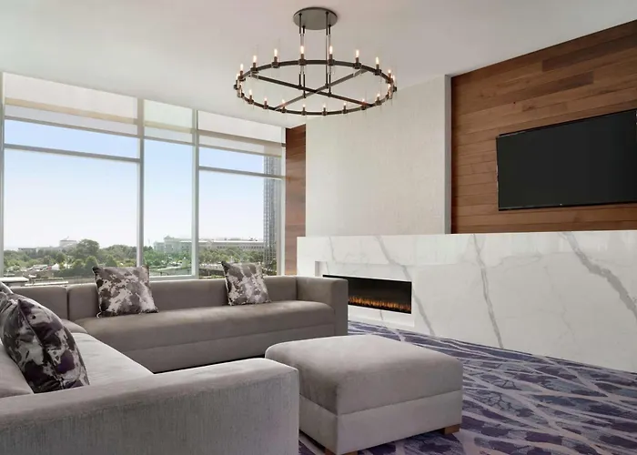 Hotel Homewood By Hilton Downtown South Loop Chicago