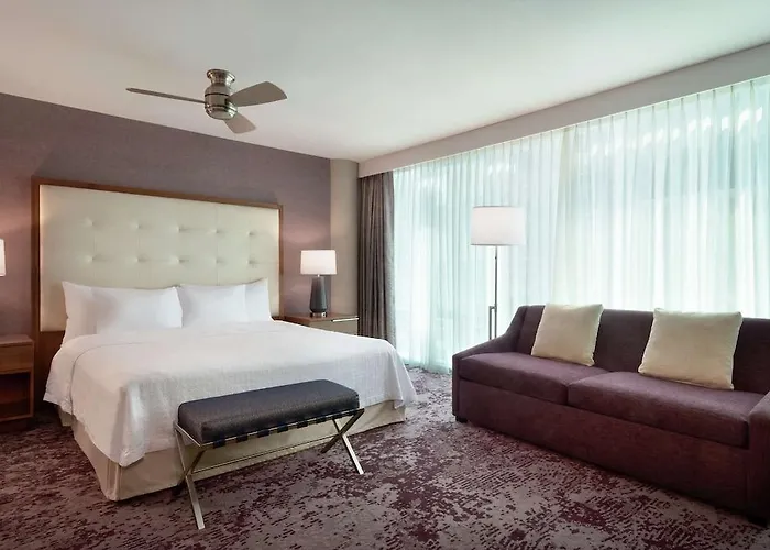 Hotel Homewood By Hilton Downtown South Loop 3*
