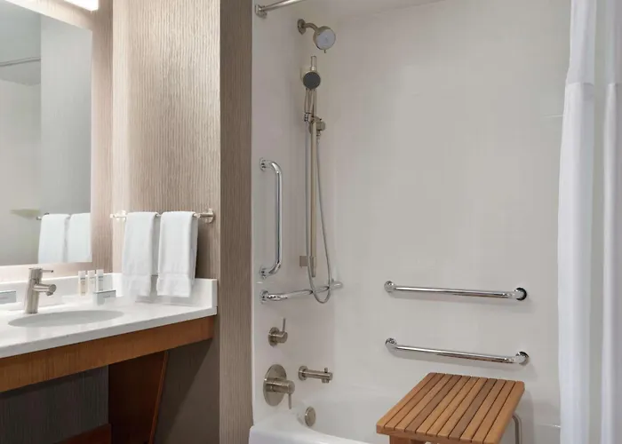 Homewood By Hilton Downtown South Loop Hotel Chicago