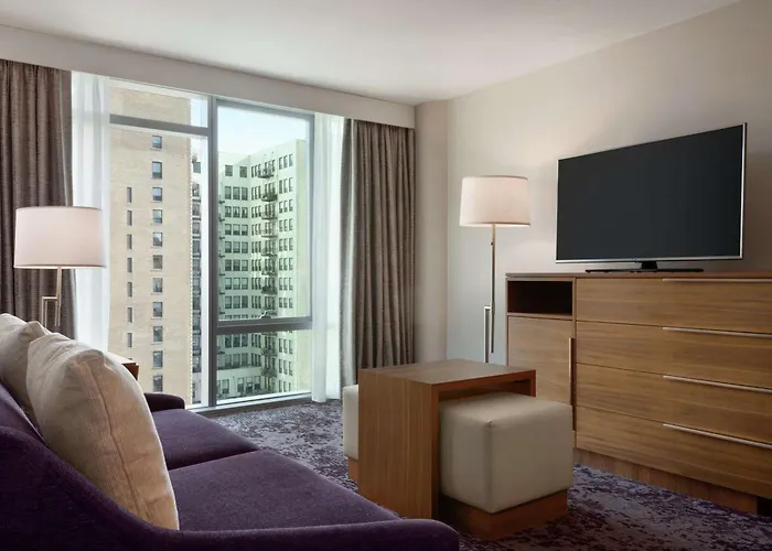 Homewood By Hilton Downtown South Loop 3*