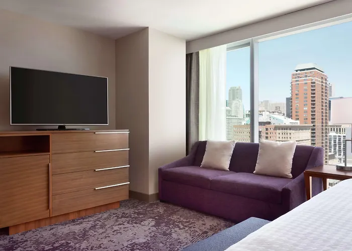 Homewood By Hilton Downtown South Loop Hotel